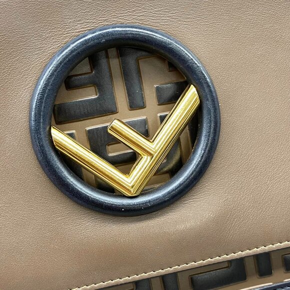 100% Authentic Fendi Kan I Shoulder Bag - Picture 6 of 14